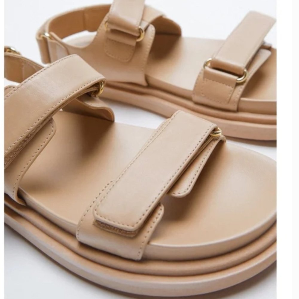 Zara chunky leather flat sandal.